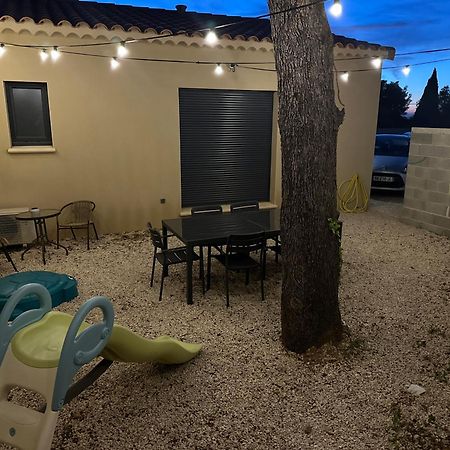 Maison T3 Dans Un Village Calme Saint-Mitre-les-Remparts Exteriér fotografie