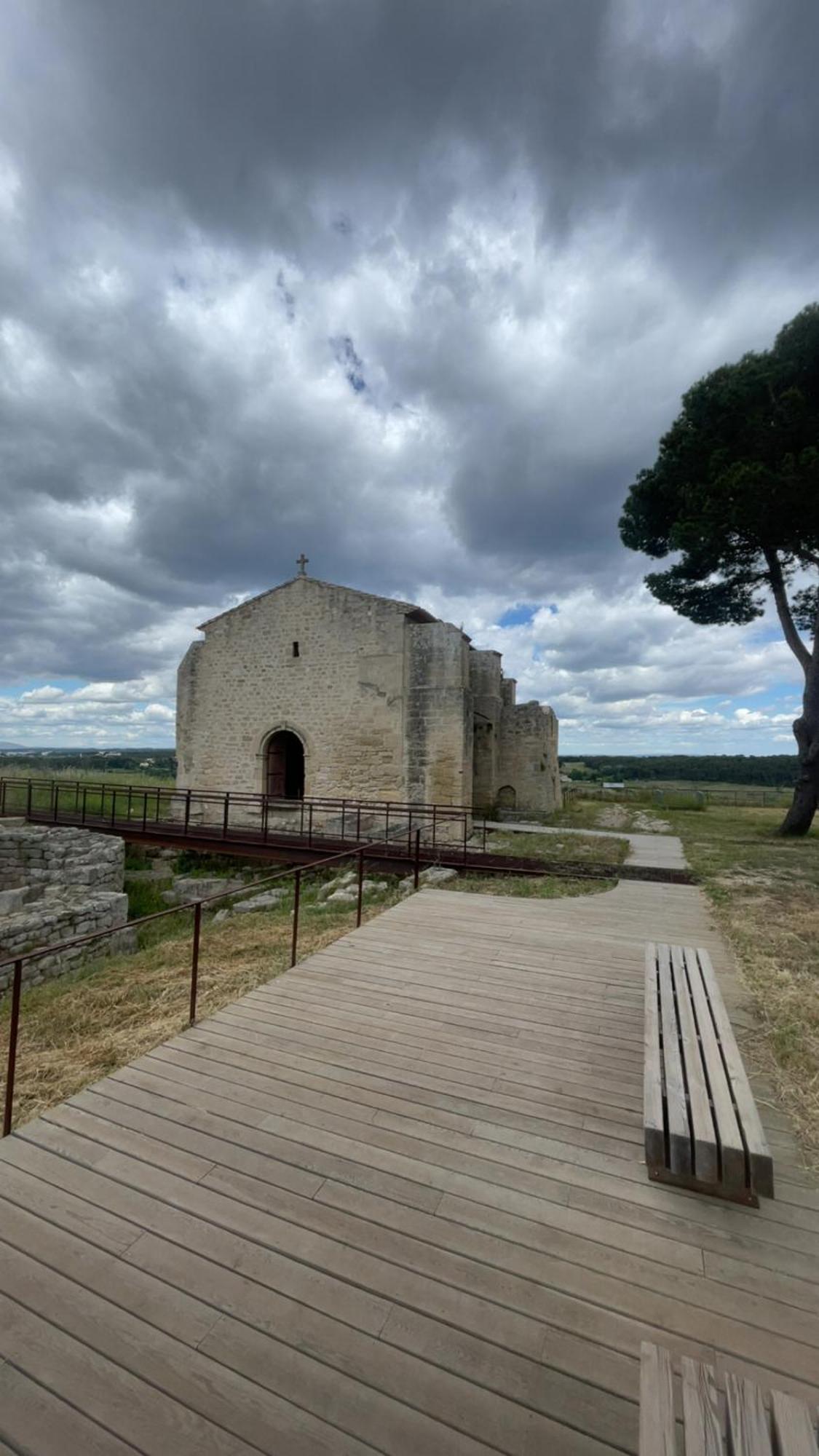 Maison T3 Dans Un Village Calme Saint-Mitre-les-Remparts Exteriér fotografie