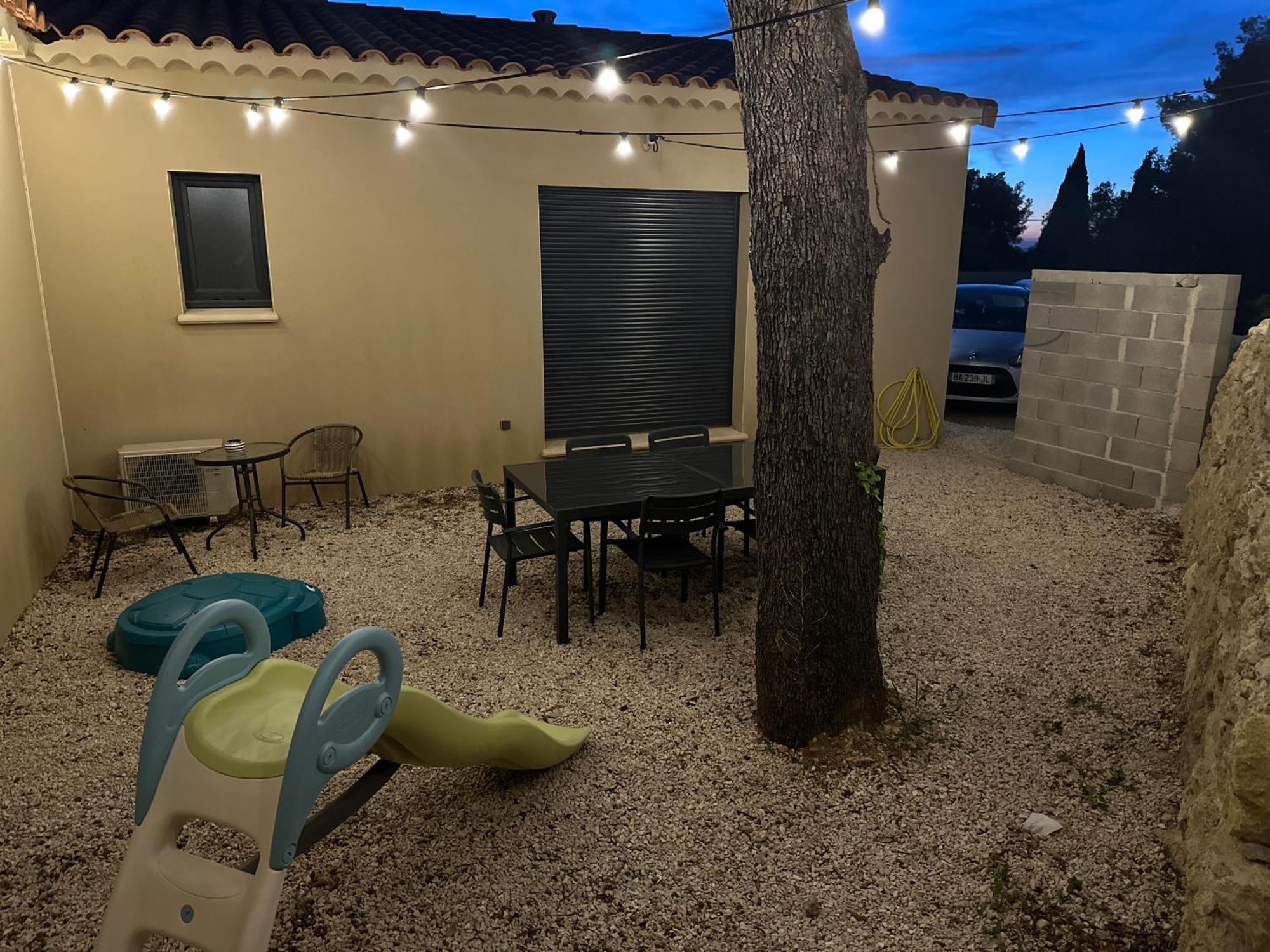 Maison T3 Dans Un Village Calme Saint-Mitre-les-Remparts Exteriér fotografie
